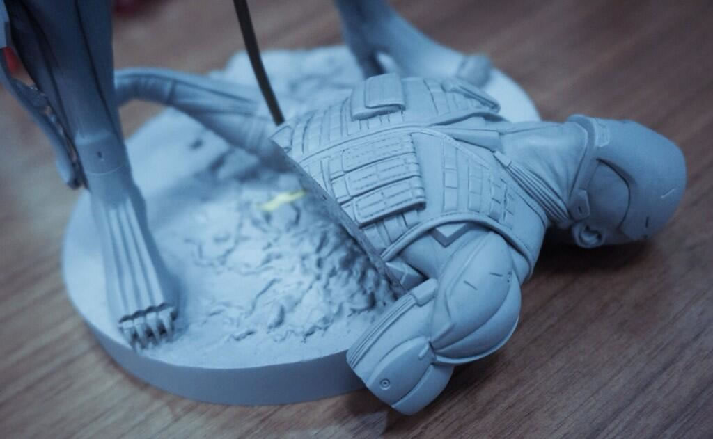 De nouvelles photos pour la statuette GECCO de Raiden