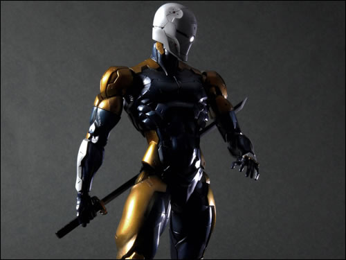 Figurine Play Arts Kai de Gray Fox Cyborg Ninja