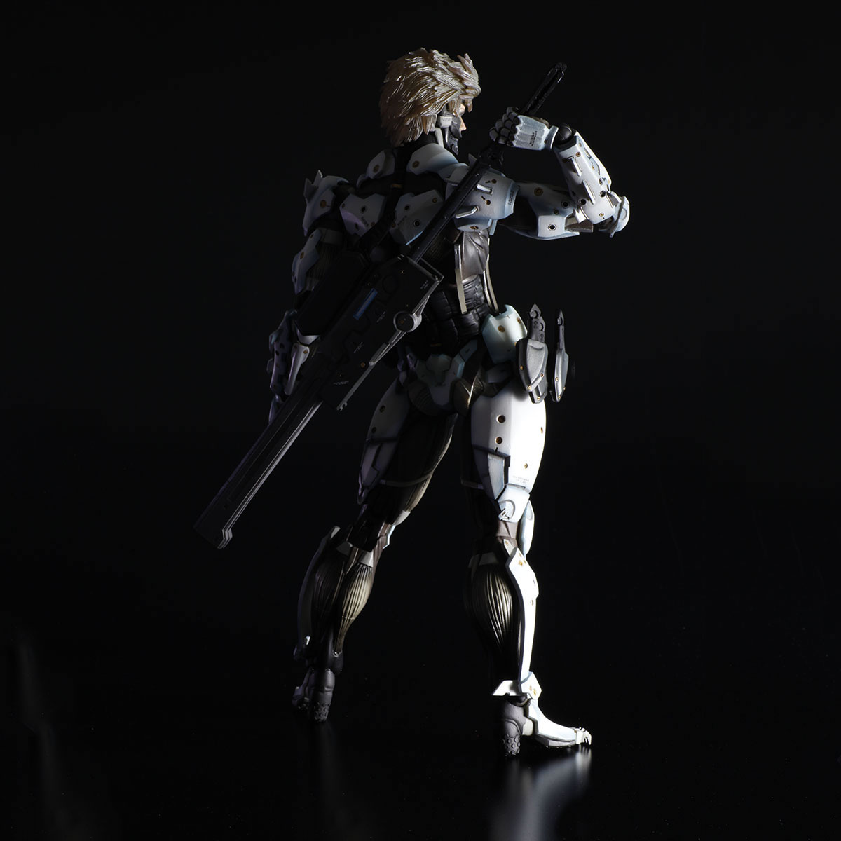 Le collector europen de Metal Gear Rising Revengeance