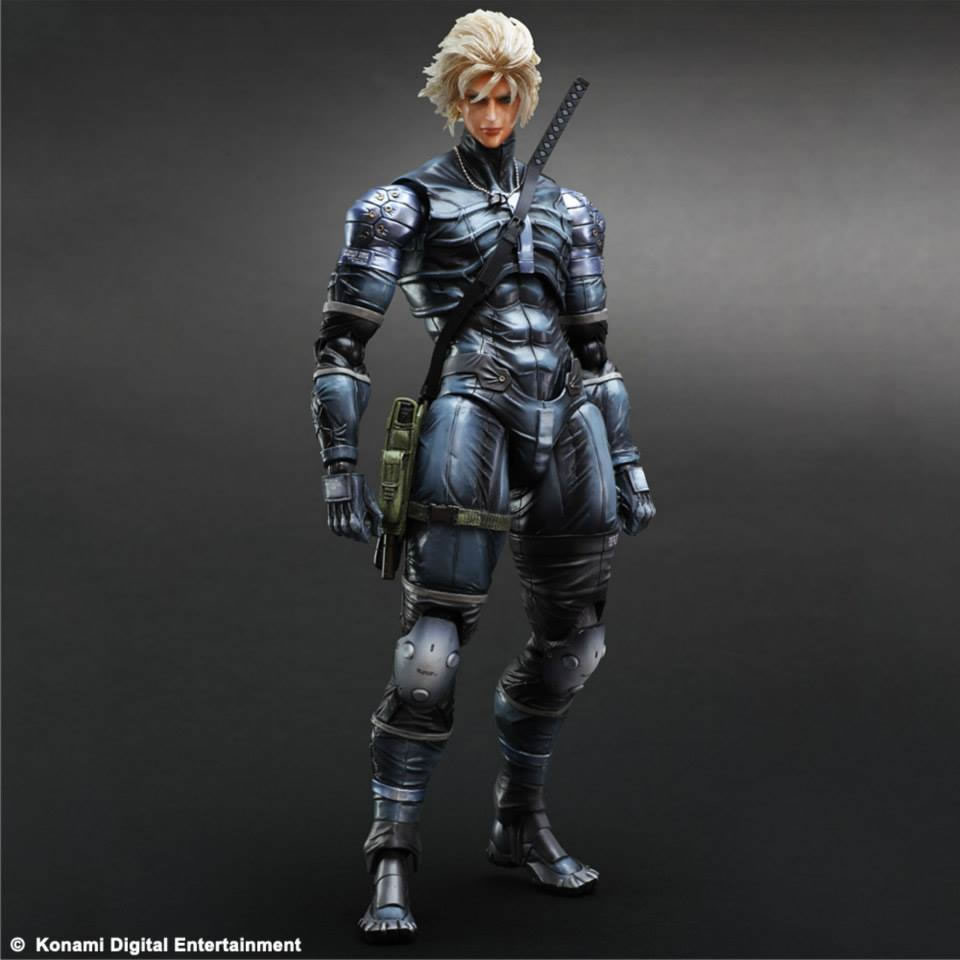 Photos des figurines de Liquid et Raiden