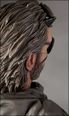 Des photos et une date pour les statuettes Gecco de Venom Snake et D.D.