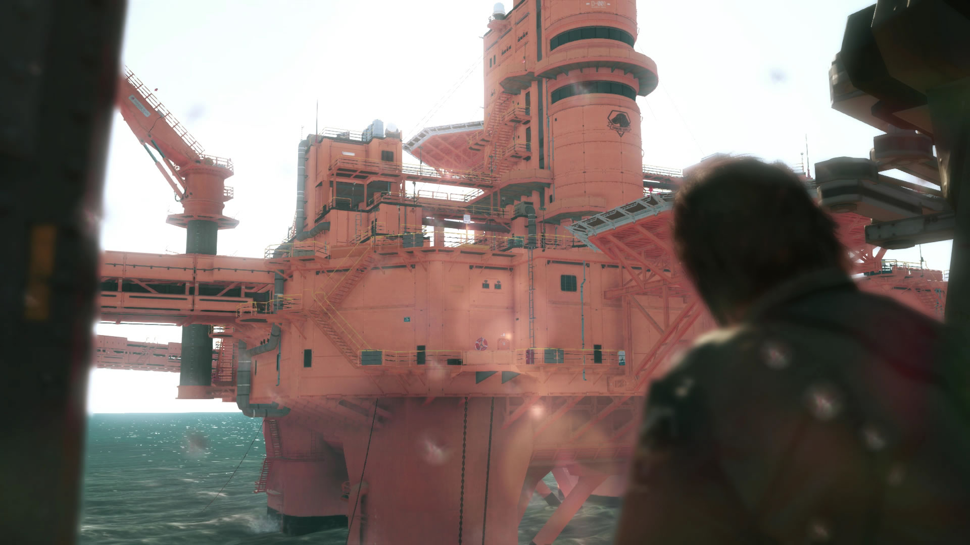 MGSV TPP : CM de Konami parle de la Mother Base, du mode online et du futur de MGS