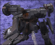 Un Metal Gear Rex noir chez Kotobukiya, sign Yoji Shinkawa