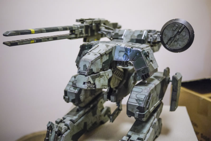 dballage du magnifique Metal Gear Rex sign Threea !