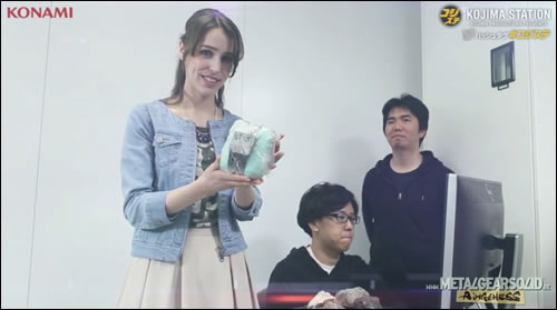 Metal Gear Solid V : Le PhotoScan avec Stefanie Joosten (Quiet)