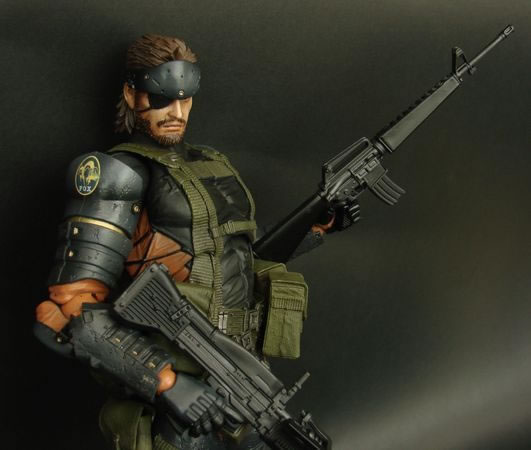 Figurines MGS Peace Walker Kaz et Snake