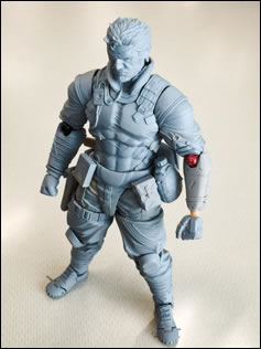 Deux photos pour la figurine Revoltech de Venom Snake et une vido pour Solid Snake