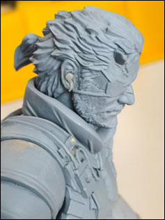 Deux photos pour la figurine Revoltech de Venom Snake et une vido pour Solid Snake