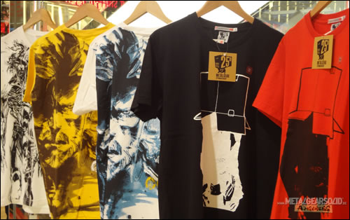 T-shirt Uniqlo Metal Gear fte son 25me anniversaire  Ginza !